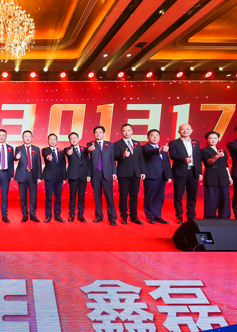 威尼斯老品牌股份敲响上市宝钟，荣登创业板